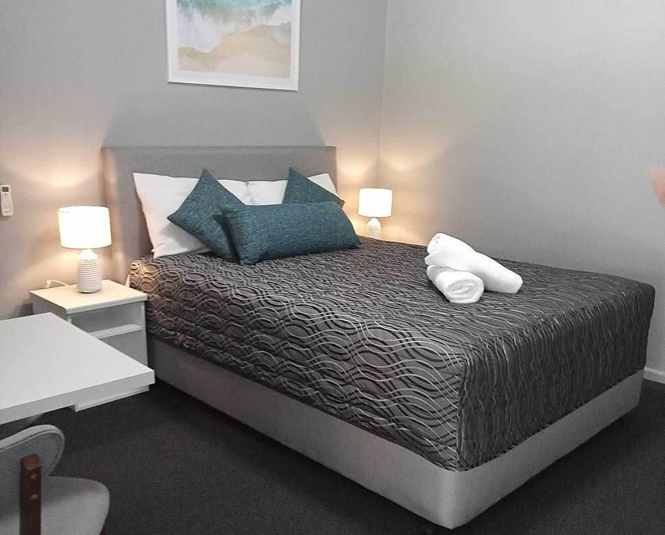 Deluxe Queen Single Room